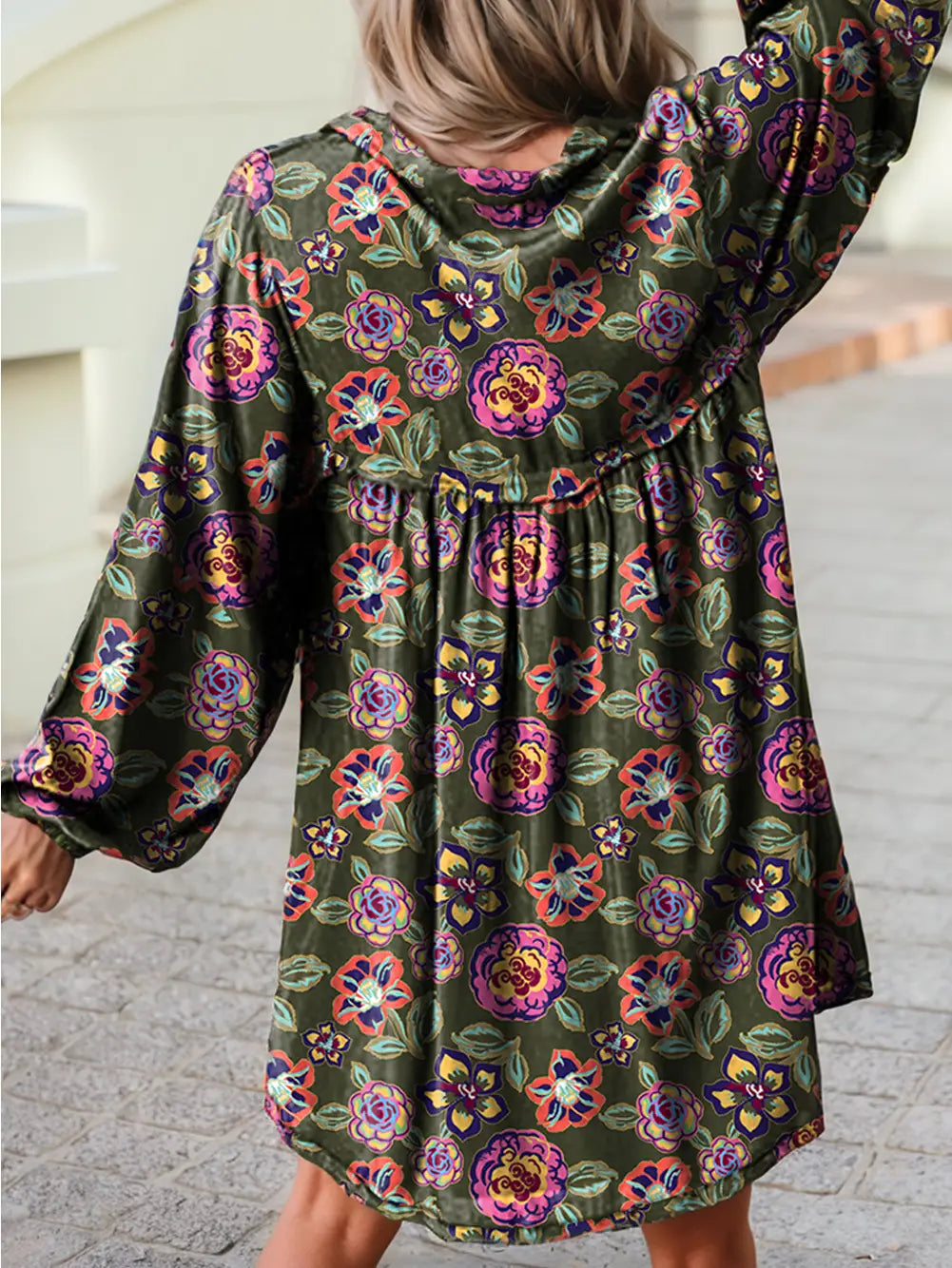 Floral Print Split Neck Long Sleeve Shift Mini Dress